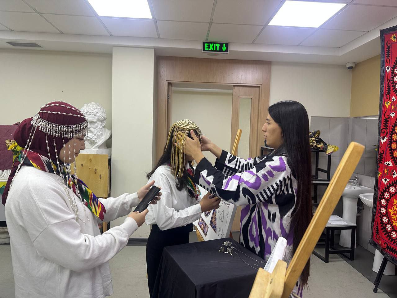 Toshkent arxitektura-qurilish universitetida “Milliy qadriyatlar koʻrgazmasi” boʻlib oʻtdi